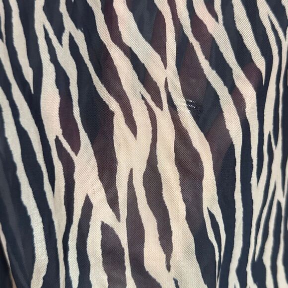 American Eagle AEO Black Tan Zebra Beach Cover Up Women’s US Medium - Picture 4 of 8